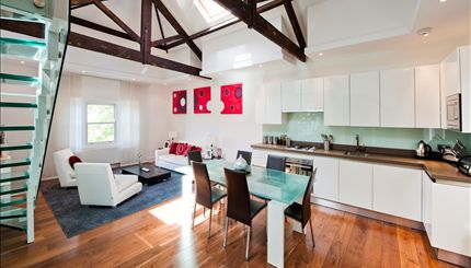Kitchen/Reception
