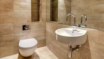 Flat 10, Imperial House - Bathroom (2)