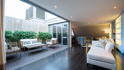 Reception room leading onto the terrace 
