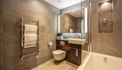 En-suite Bathroom
