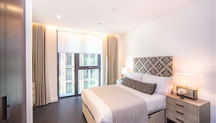 Second Bedroom (blind open)