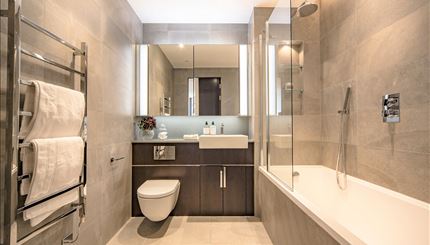 Master Bedroom - Ensuite bathroom