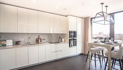 Kitchen/Dining Area