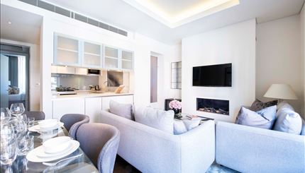 Reception/Dining area 