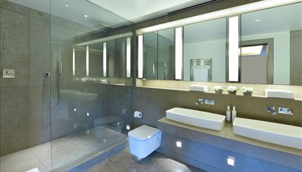 En-suite Bathroom