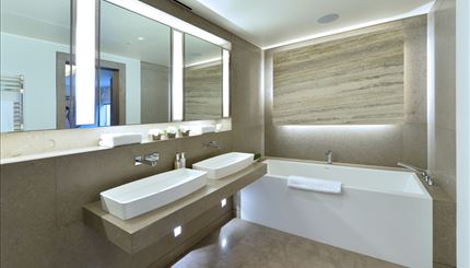 En-suite Bathroom