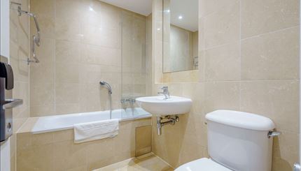 Typical En-Suite Bathroom 